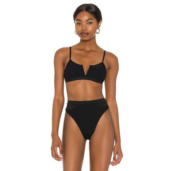 New   L*SPACE black siren top and court bottom bikini set. Small. Retails $209 - Picture 4 of 13